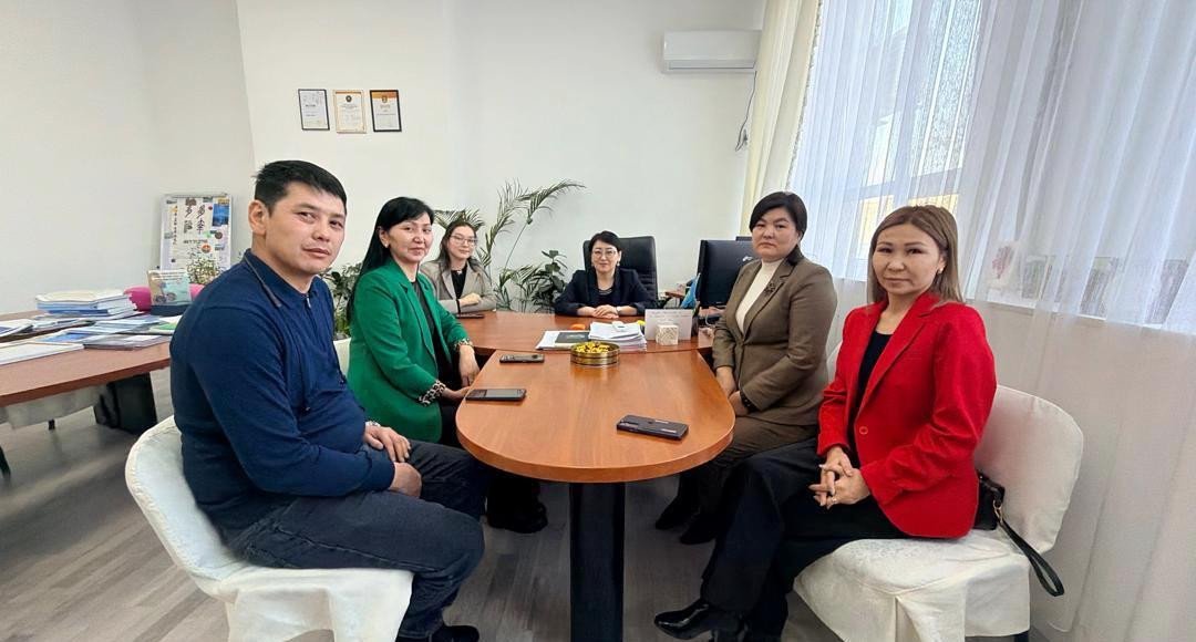 PhD-докторанты ИКТИИ посетили Кызылординский университет имени Коркут Ата